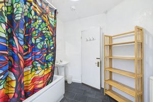 Photo 26- click for photo gallery